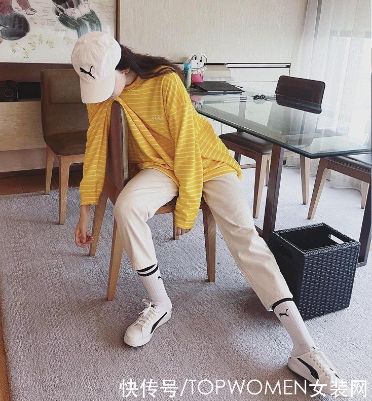 娜扎衣品太绝了！穿上个性复古的裙装搭配个性短发，自带撩人气息