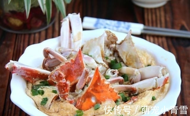 吃肉|梭子蟹和它是一对，蒸一蒸上桌，肉嫩味鲜又营养，比吃肉强