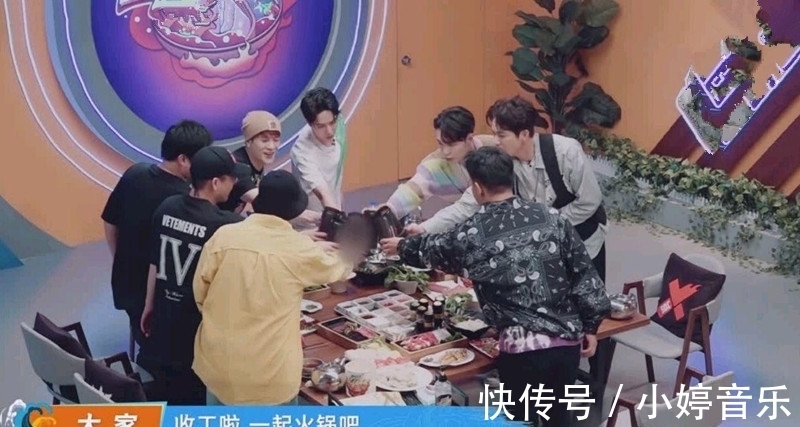 韩庚|王一博、韩庚、张艺兴和刘宪华拼厨艺,有惊艳,有尴尬