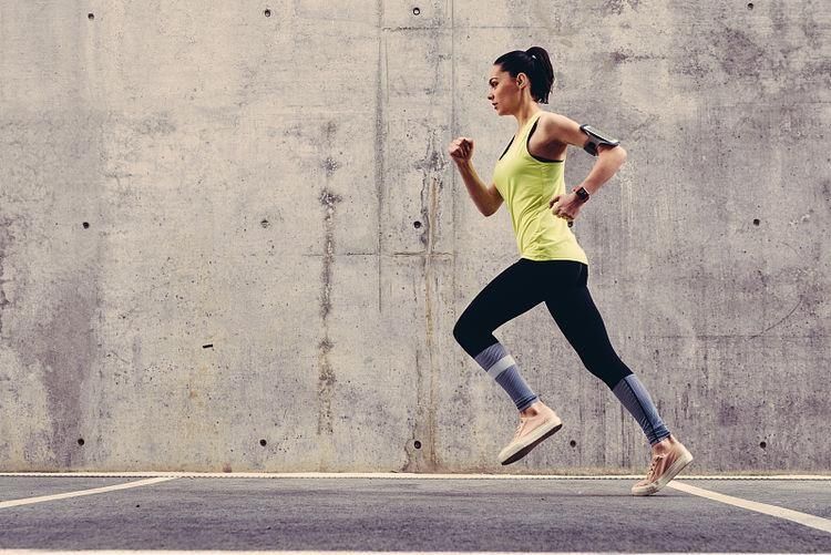 跑步机|跑者切记重点在跑步的时候，千万要避免这4点