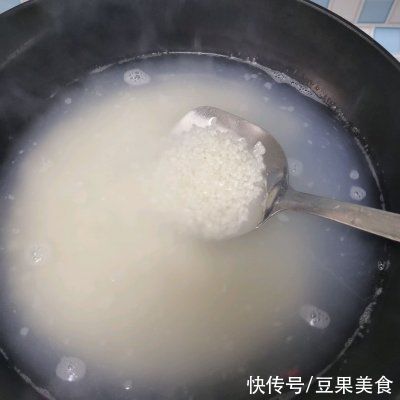 川妹子|方便简单家常菜四季豆焖饭,让你吃了还想吃