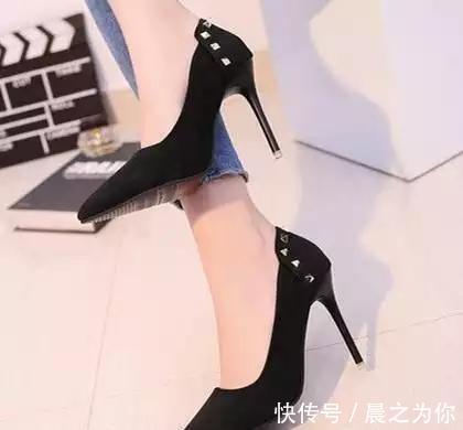 优雅 尖头高跟鞋,更是集优雅和性感于一体