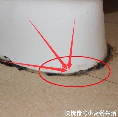防水|再买房，厕所坚决不装马桶，丢掉洗手台，瞧下图装修，实用上档次