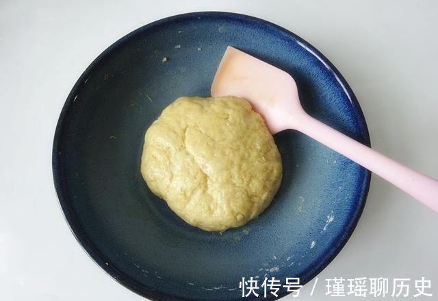 酵母|这是孩子最喜欢的早餐点心,不加酵母不用泡打粉,半小时就上桌