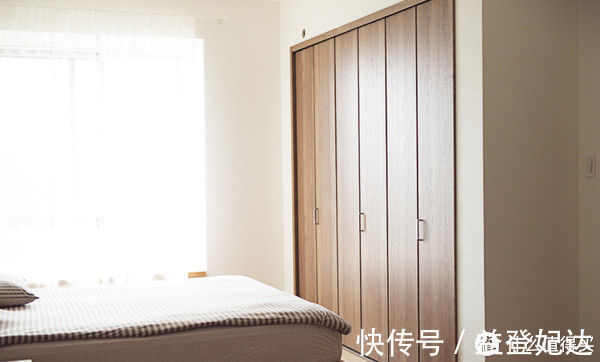 折叠门|“去衣柜化”的卧室越来越多，也许只有尝试过，才知道有多爽！