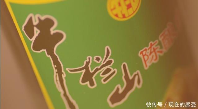 牛栏山|明明是酒精勾兑酒为什么标注“陈酿”15元一瓶牛栏山二锅头喝的人还不少!