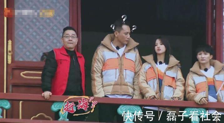 观海楼|杨超越登上观海楼后,不合时宜提出问题,刘烨连忙提醒:还录着呢