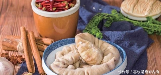 乾隆爱吃的一道菜,为了让穷人吃得起,最终成了卤煮火烧