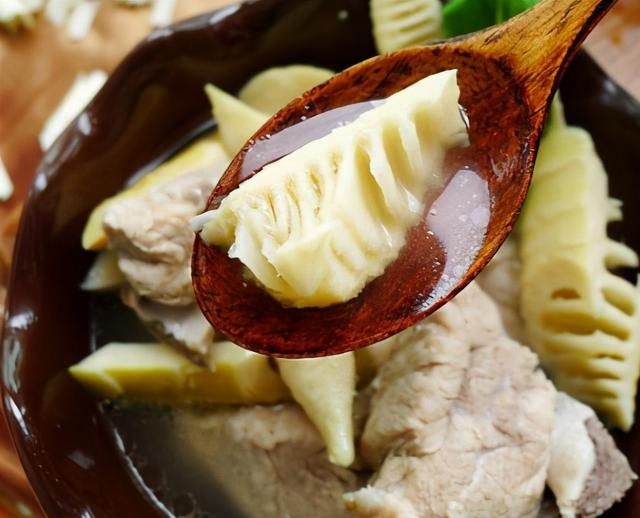 买春笋，别看大小挑选！牢记“4买”，选的春笋清香脆嫩，特新鲜