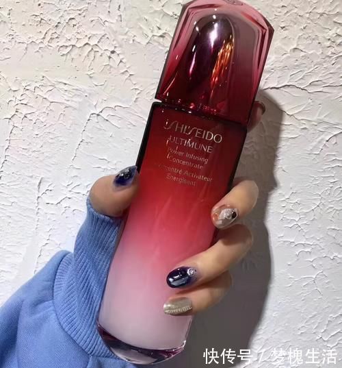 红血丝|不做烂脸女孩,5款适合敏感肌的护肤品,从水乳、喷雾到精华都有