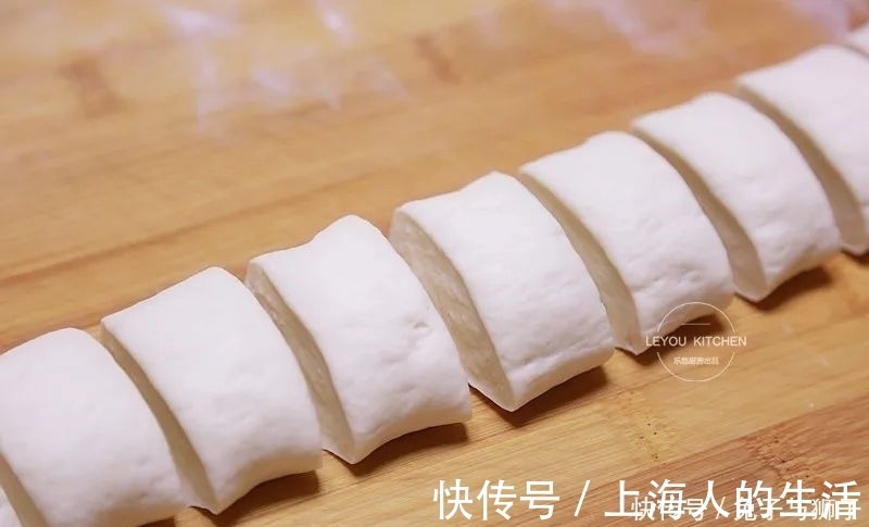 包子|纯素馅大包子,比肉馅的汤汁丰富,吃着更香