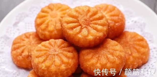 做南瓜饼时，和面记得加点它，南瓜饼香软可口，老人小孩都爱吃