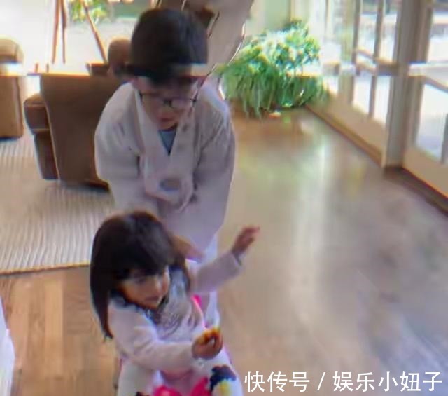 何洁|何洁晒照为儿子庆生,别墅豪宅曝光,前夫赫子铭连续三年送祝福!