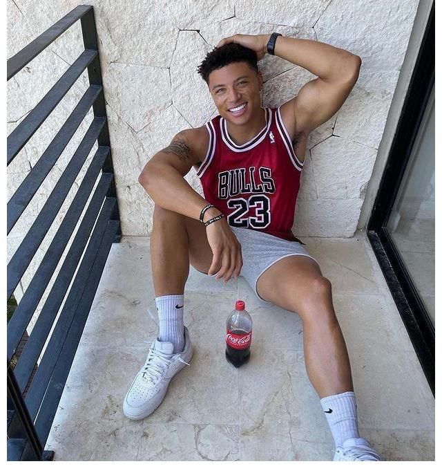 emily|《欲罢不能》第2季哪位男生最吸引你?