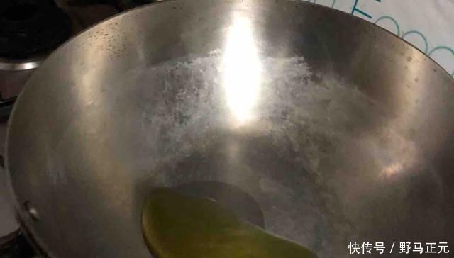 這道菜|這菜被稱(chēng)“頭號(hào)瀉藥”，口臭嚴(yán)重要經(jīng)常吃，便秘問(wèn)題也會(huì)悄悄溜掉