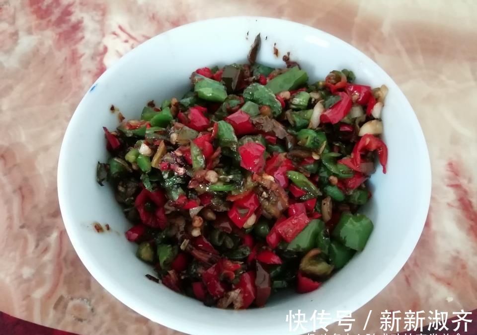 婆婆|回家第一天,婆婆做了4菜1汤,荤素搭配营养全,网友:这是亲妈吧