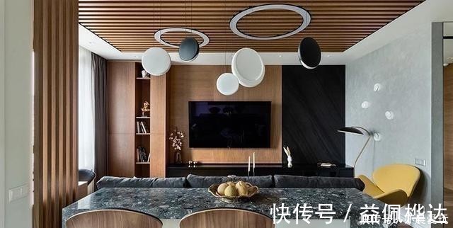 卧室|32岁单身女士的精致生活:一个人住56㎡公寓,生活充满仪式感