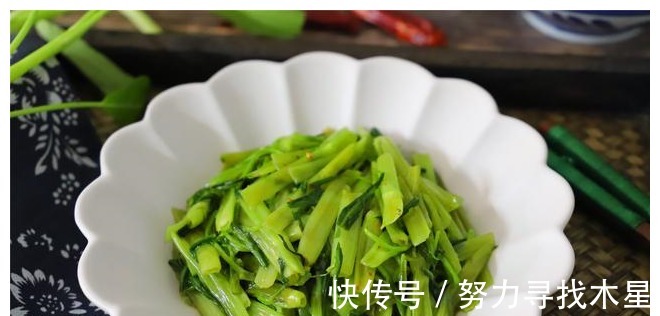 夏天|夏天要多吃这碱性蔬菜，钙是西红柿的12倍，5块钱1把，清脆又！