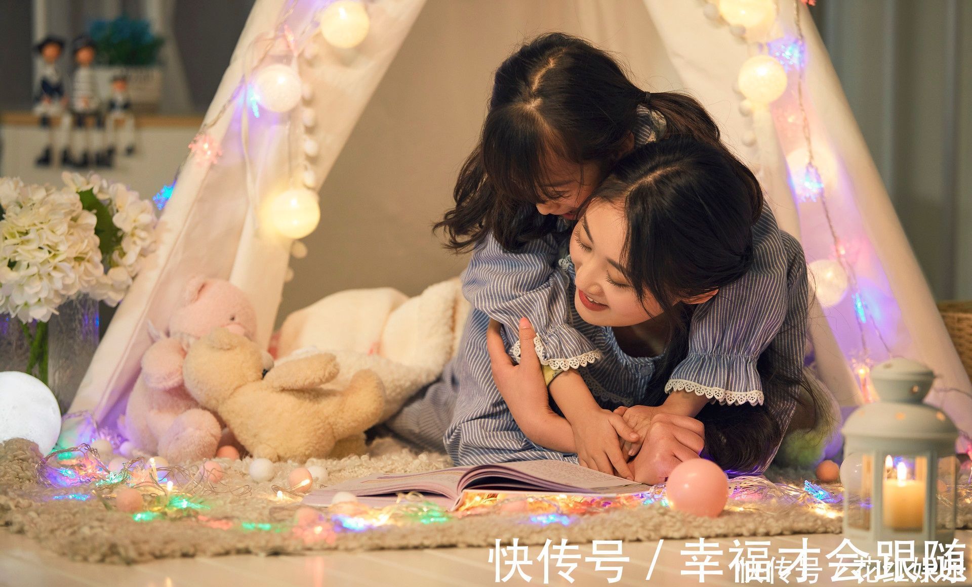 好孩子|宝妈哄娃睡觉自己睡着了,孩子躲被窝里看电视,脸上表情太萌了