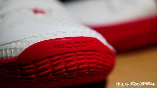 600块前后掌双气垫!Nike再次诠释团队款比签名鞋好