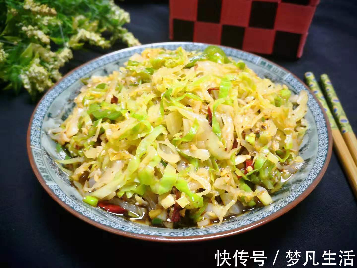 爽口|天热多做这菜吃,富含天然叶酸,一斤8毛,买来一烫一拌,真爽口