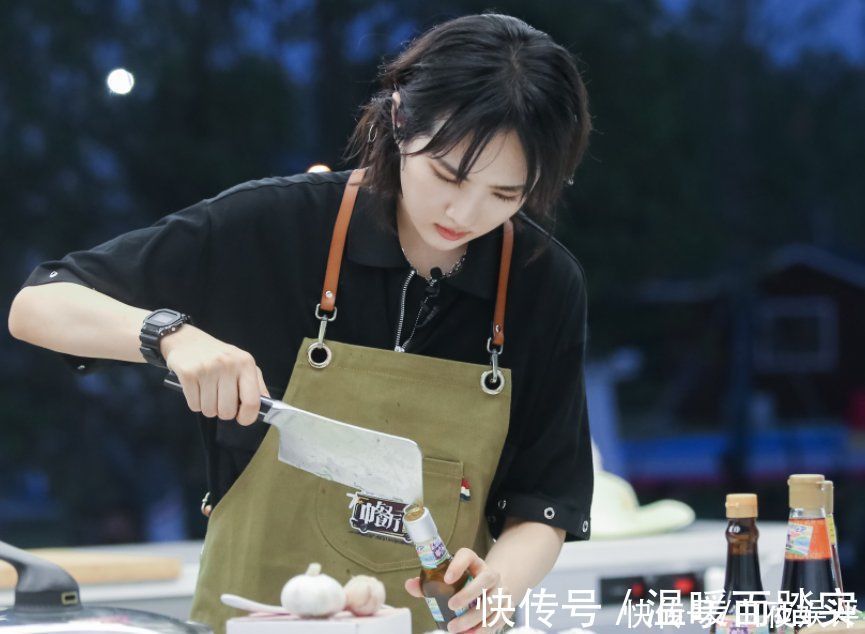 《中餐厅5》从宣扬美食文化,变成了一帮明星在学做菜