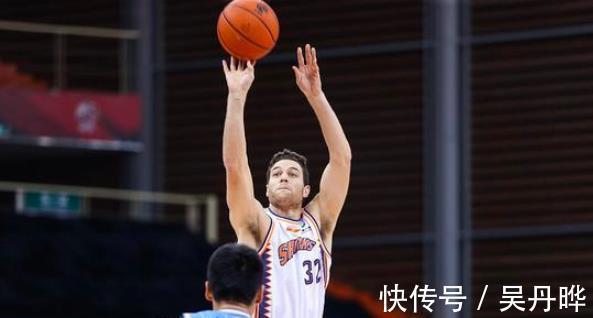 广厦|CBA新格局:辽篮锁定头名,广东冲击三甲,上海第2位置恐将难保