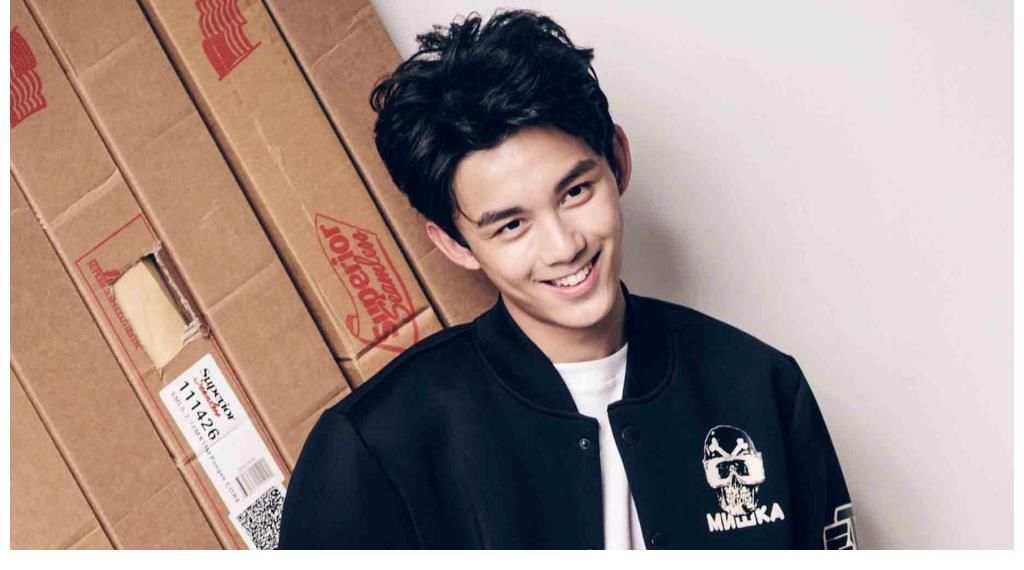 宝藏男孩|吴磊有多可爱?节目中模仿狗狗,逗得赵丽颖差点笑喷!