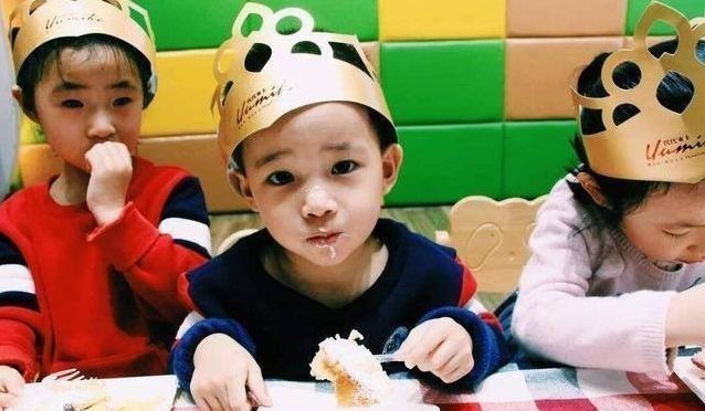 黄金生日|孩子成年以前有3个“黄金生日”,家长就算再忙,也得过出仪式感