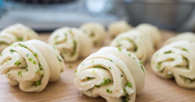 体重过百的朋友看过来,吃早餐不要碰这4种食物,卡路里比肉还高