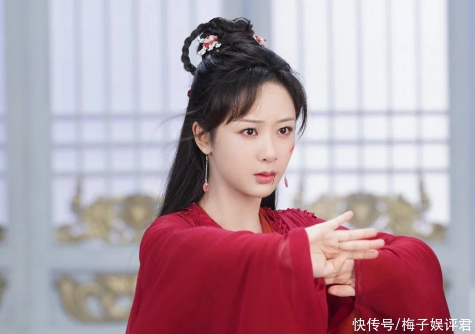 富联注册别把“火葬风”当高阶，黄圣依《金世遗小相亲》服化道，何况不香吗？