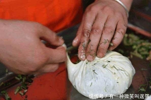 馅料|小区大姐卖小吃, , 天不亮就有人排队,人送外号:韭菜西施