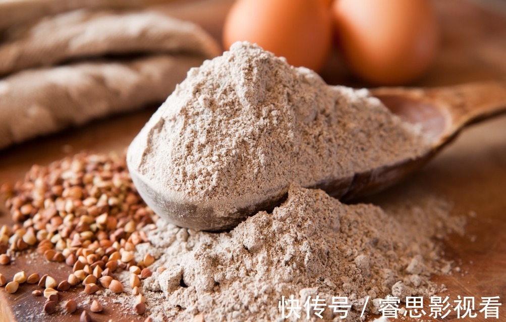 血脂升高|高血脂怎么降低?2个小方法,坚持15天,血脂降了、人更加精神了