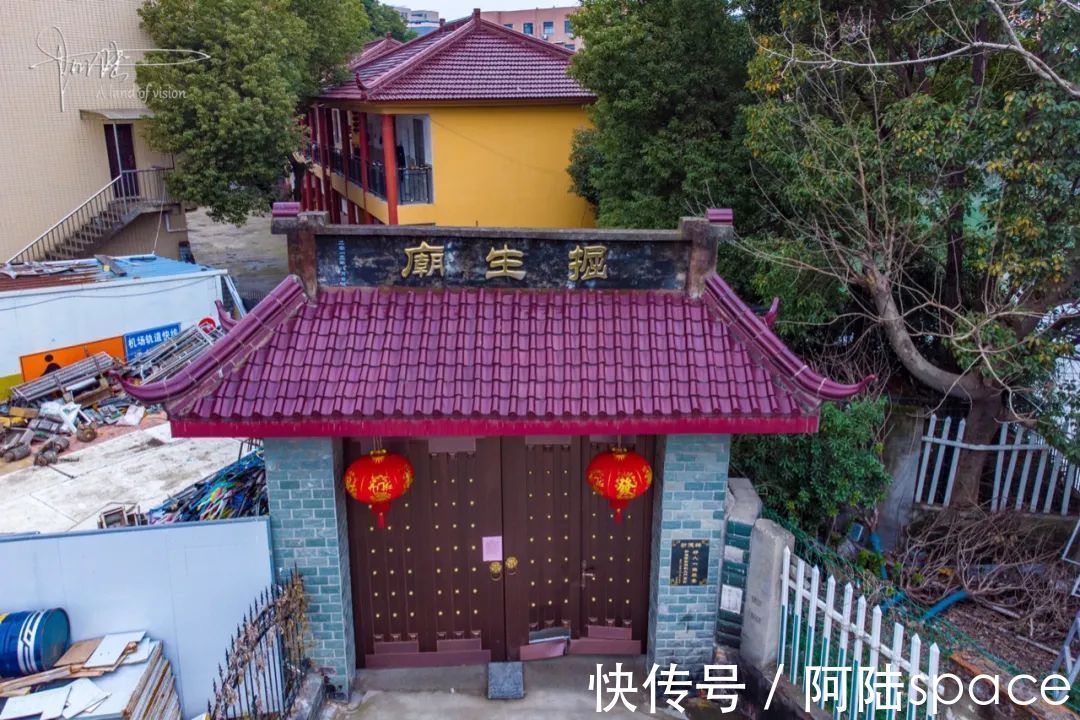 地铁4号线|在郊外，于无数酒店中间竟然发现一座禅寺，可见杭州佛文化之源远流长