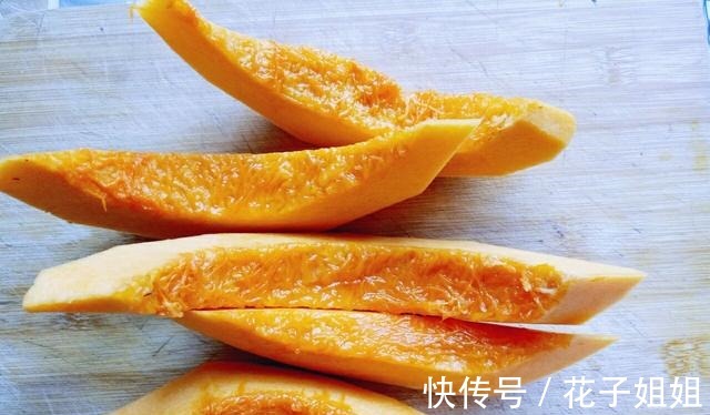 好吃|看似制作简单的清炒南瓜,想要做得美味好吃,还得和我学上几招!