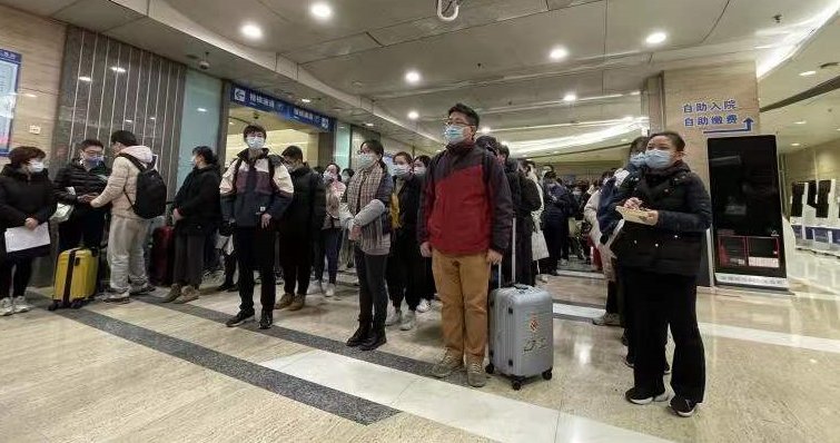 浙大|“上虞，我们来了”！浙江医务工作者连夜从杭州出征