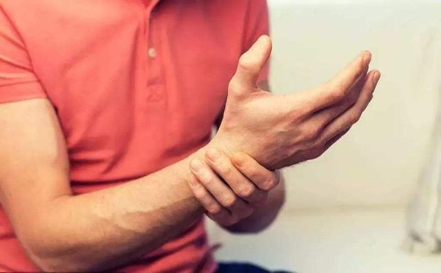 糖尿病|血糖高的人，睡觉时会有3种异常，若没有，血糖控制得还不错！