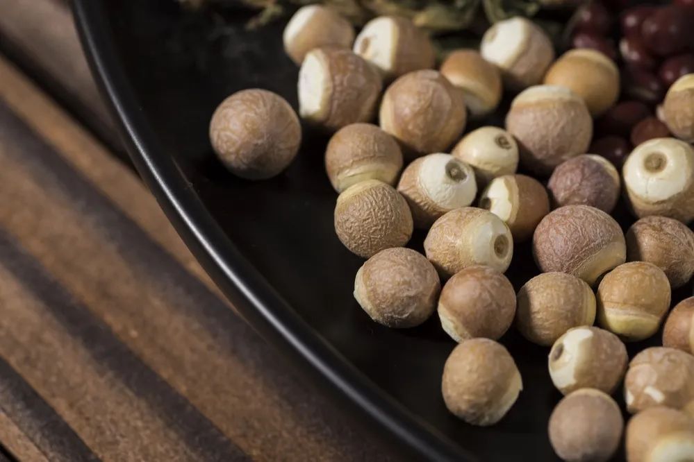 芡实|4月绝不能错过“水三宝”!一宝祛湿气、一宝调五脏、一宝解热毒