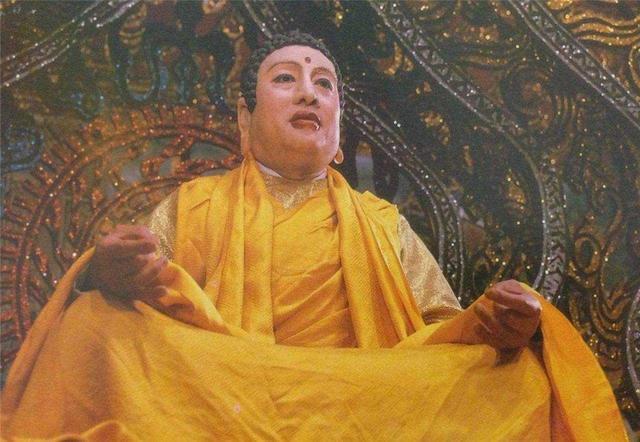 佛像&他是如来佛祖,因扮相太真遭路人跪拜,买佛像发现上面都是自己