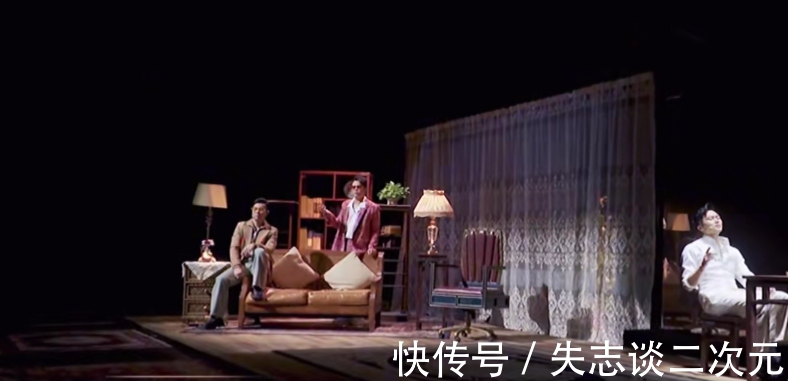 張國榮|粵語Rap，曼波舞，復(fù)古舞臺，老歌《往事只能回味》改編得太高級