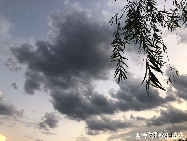 凉风|立秋将至，老人说：秋季要“三不睡，三不做”，分别指的是啥？