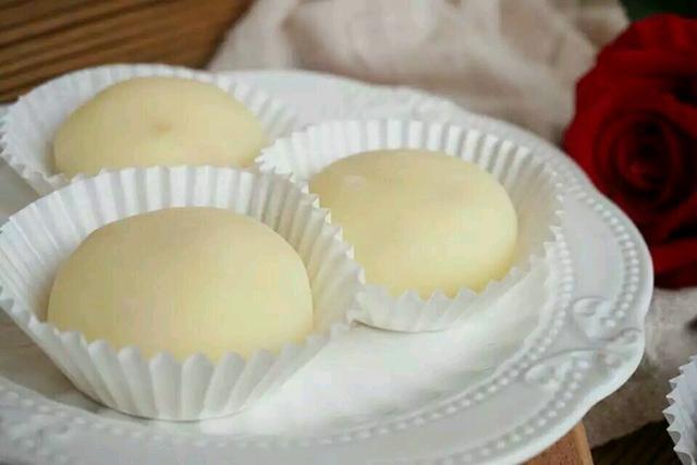不用烤箱,在家也能做“雪媚娘”,甜而不腻,零失败的小甜点