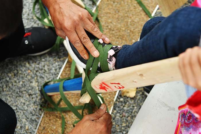 延庆区高跷协会@锣鼓铿锵木跷当当 迎面耍来高跷少年