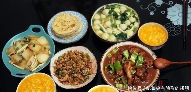 面食|公爹来看孙女,晚餐我炒了1盘成本2元的菜,公爹:来3两小酒