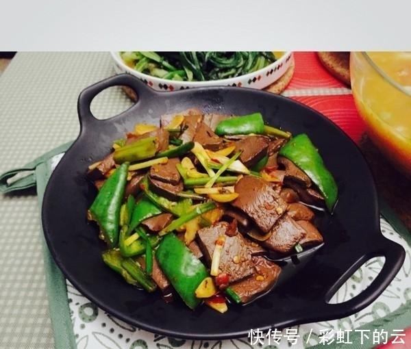 美食|为了能做出一桌美食，还是赶快收藏了这几道菜谱吧