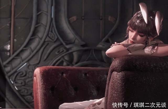 斗罗大陆：小舞只会在四个地方睡觉，唐三的肩膀最舒服，沙发才是她最喜欢的