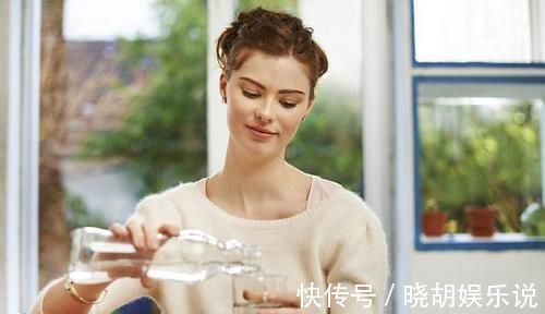 排便|便秘了,吃什么能排空肠道2菜1水你若爱吃,便秘走远