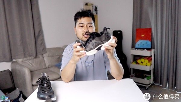 足弓|百元跑鞋能跑步吗？匹克轻弹vs乔丹风行10