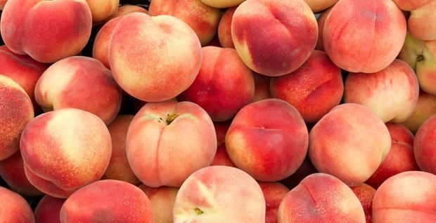 桃子是孕期的理想水果，可是你却不能多吃，原因出乎意料