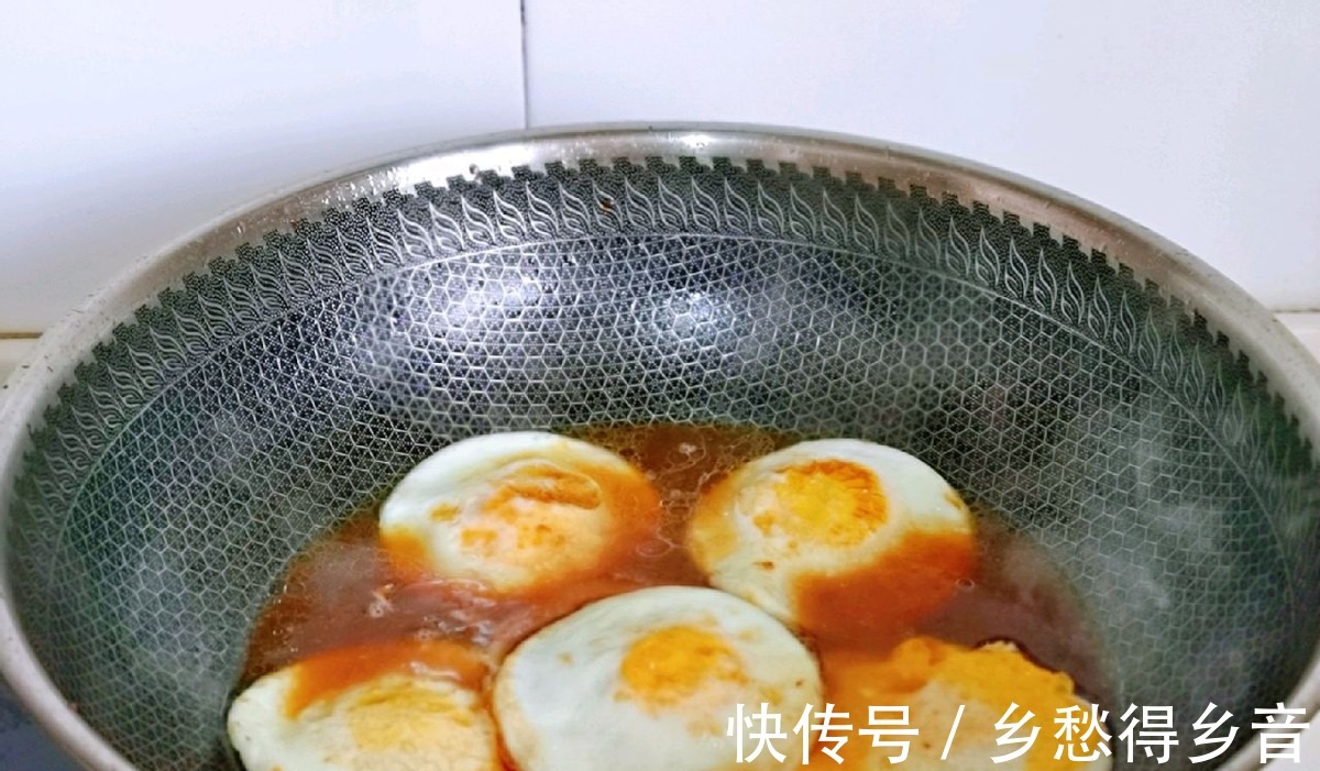 冰糖|鸡蛋的花样新吃法,此做法,酱香浓郁,下饭又解馋,孩子很爱吃!